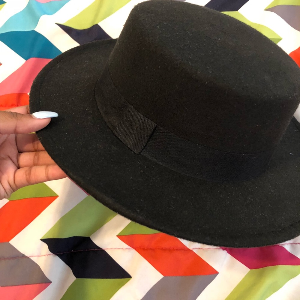 Black hat - Picture 5 of 6